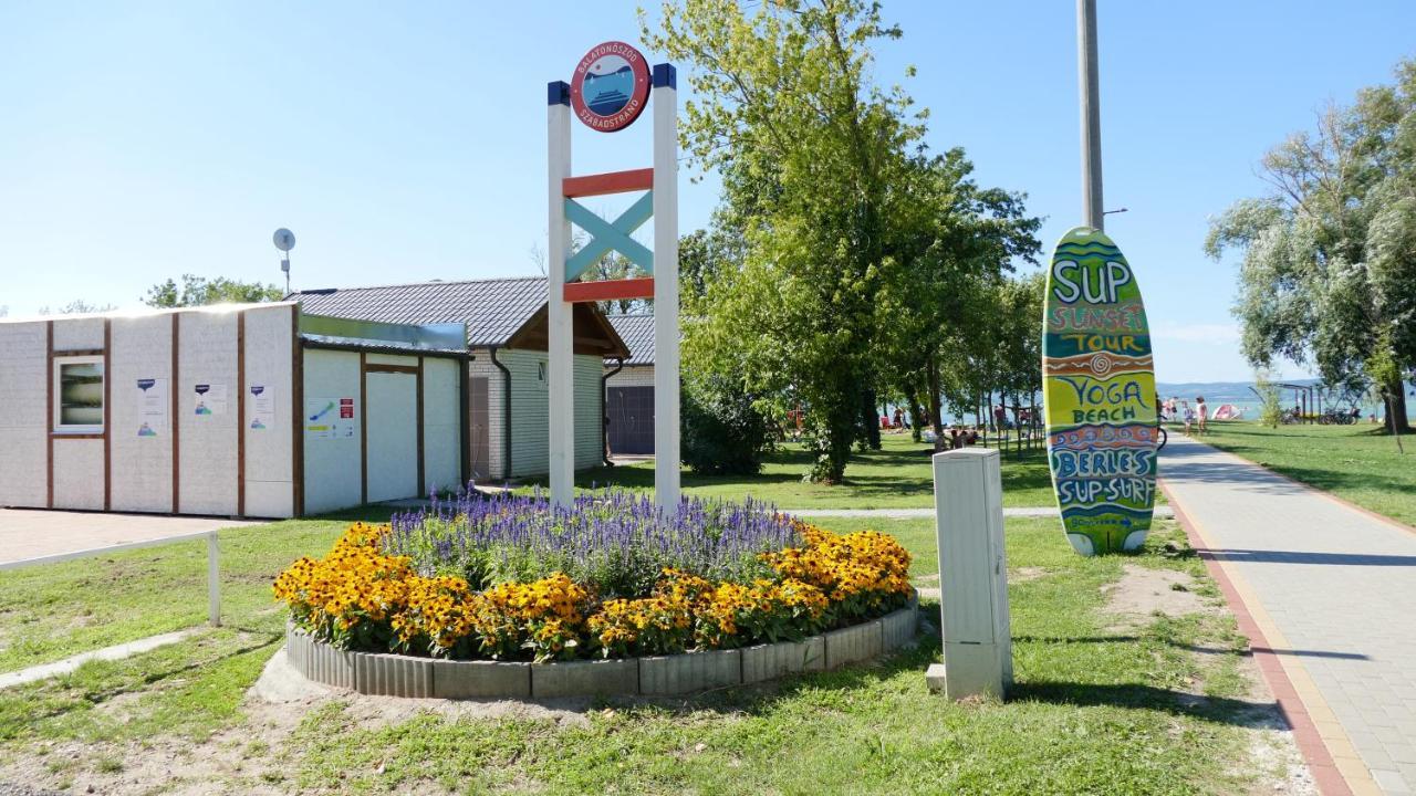 Familia Camping Balaton 호텔 벌러토뇌쇠드 외부 사진
